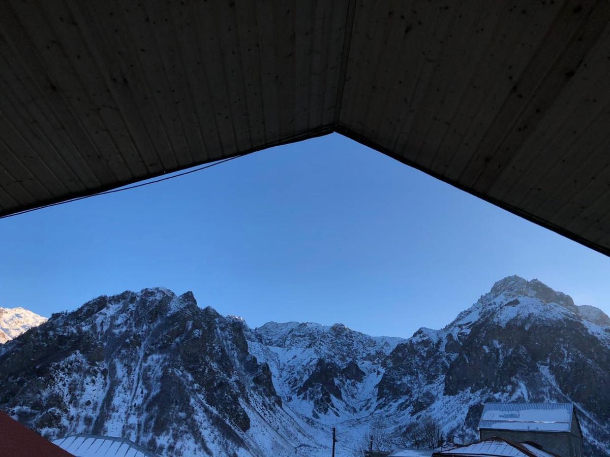 Cozy Place In Kazbegi Exterior photo